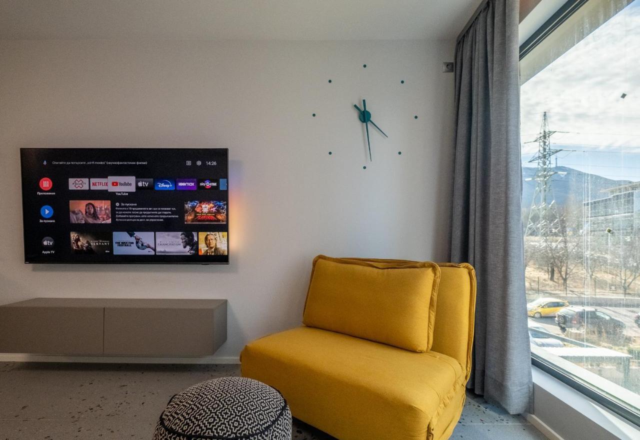 Emirates Lux Apartment And Parking Sofie Exteriér fotografie